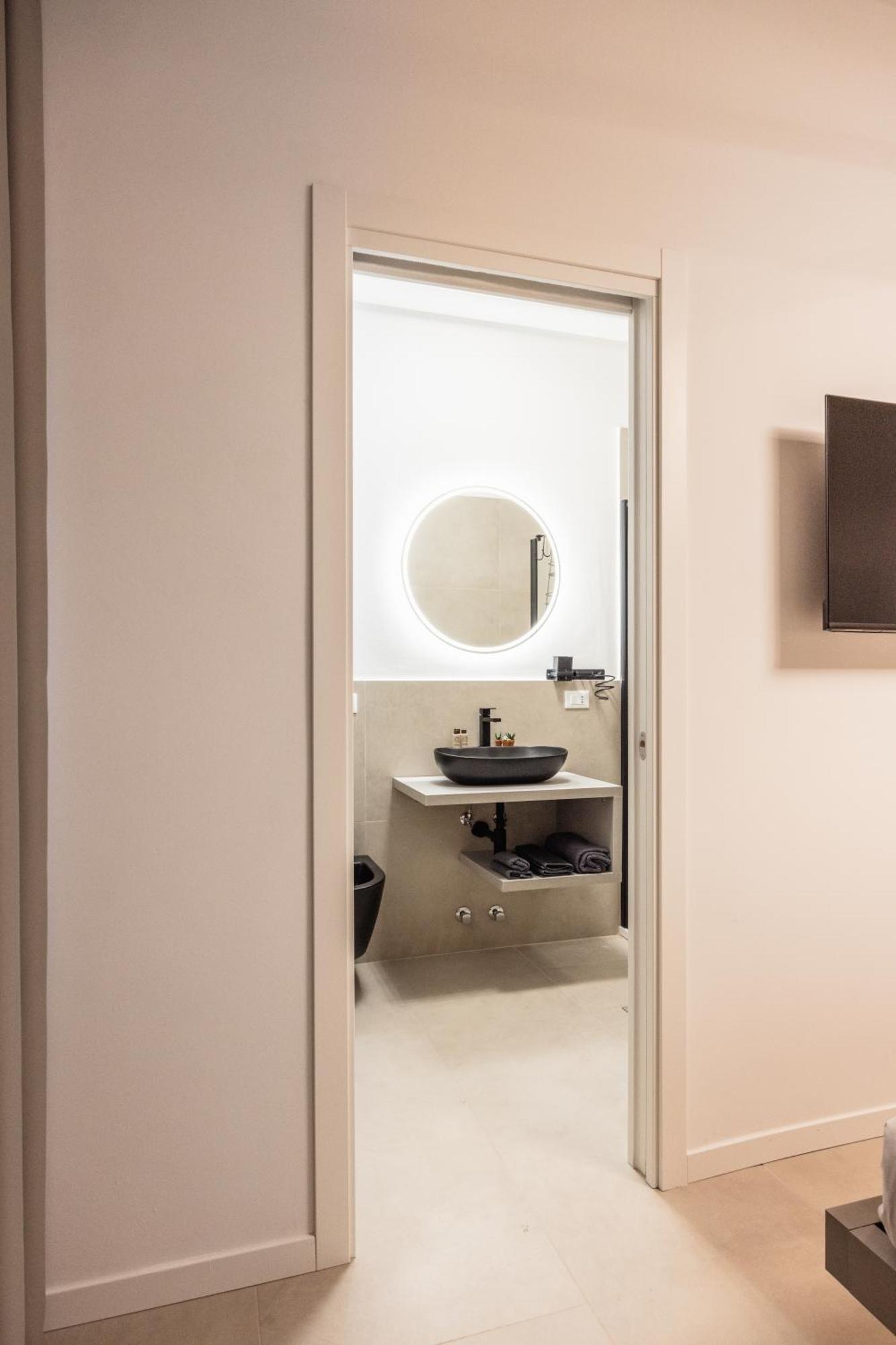 Luxury Station Suite Bolonha Exterior foto